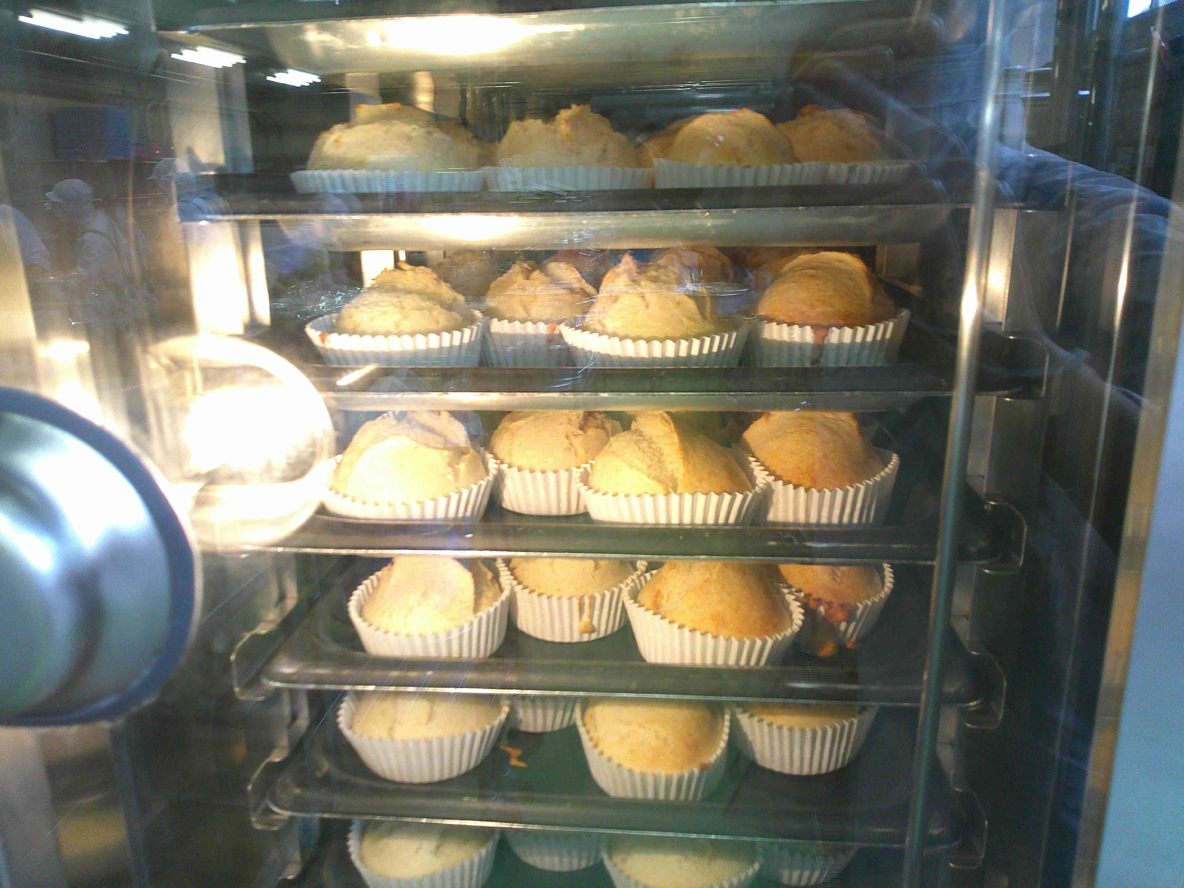 0410⑤バナナケーキを焼く